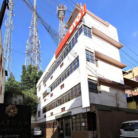 Hotel Pratham International Ooty Buitenkant foto